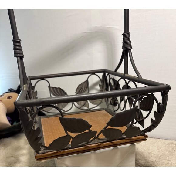 Wrought Iron Leaf Design Basket With Wooden Base 12 3/4 X 9" Heavy - Picture 3 of 13